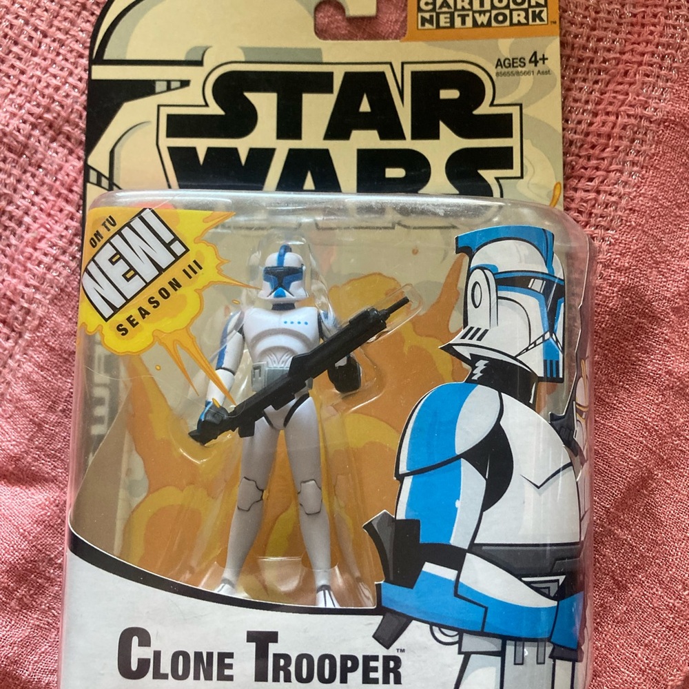 Star Wars Clone Trooper Figure – White & Blue Armor